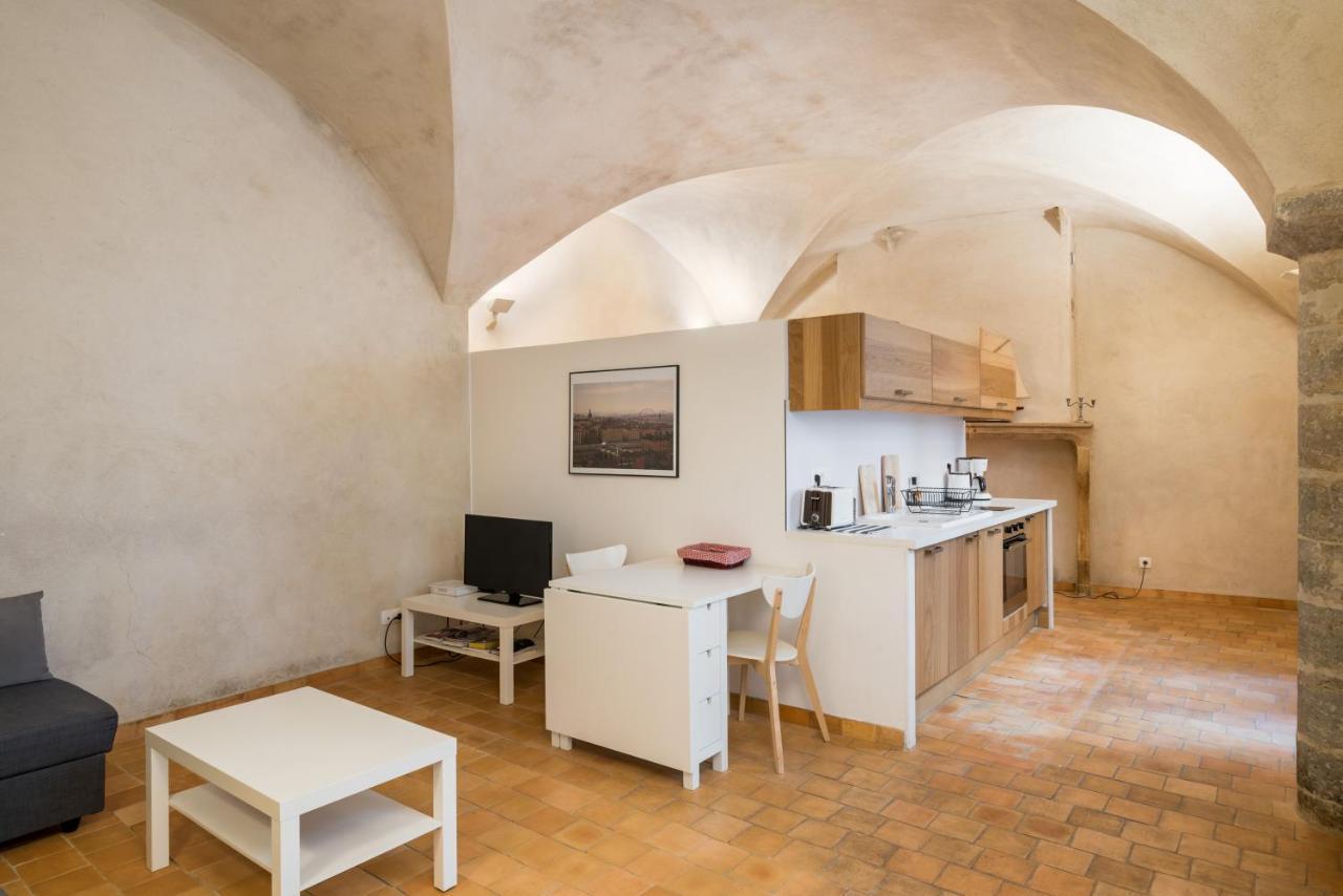 Honore - Suite Romain Rolland Lyon Buitenkant foto
